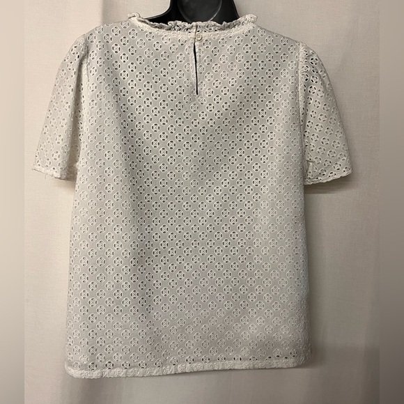 NEW J Crew Eyelet puff-sleeve top Size M - Picture 3 of 5